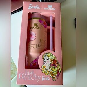 Brand New Stanley Barbie ™ '80sPeaches 'N